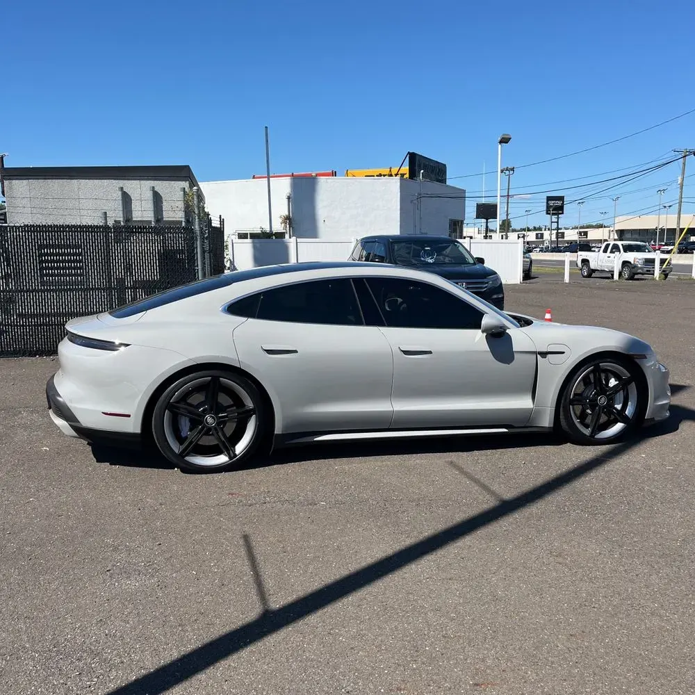 2021 Porsche Taycan Turbo