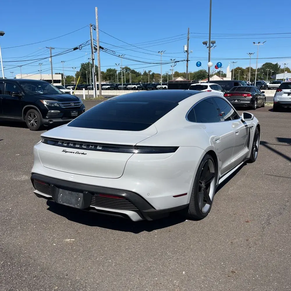2021 Porsche Taycan Turbo