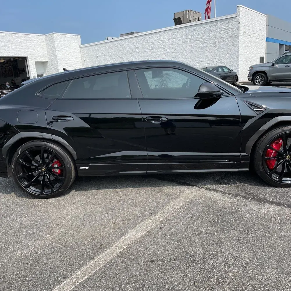 2023 Lamborghini Urus S