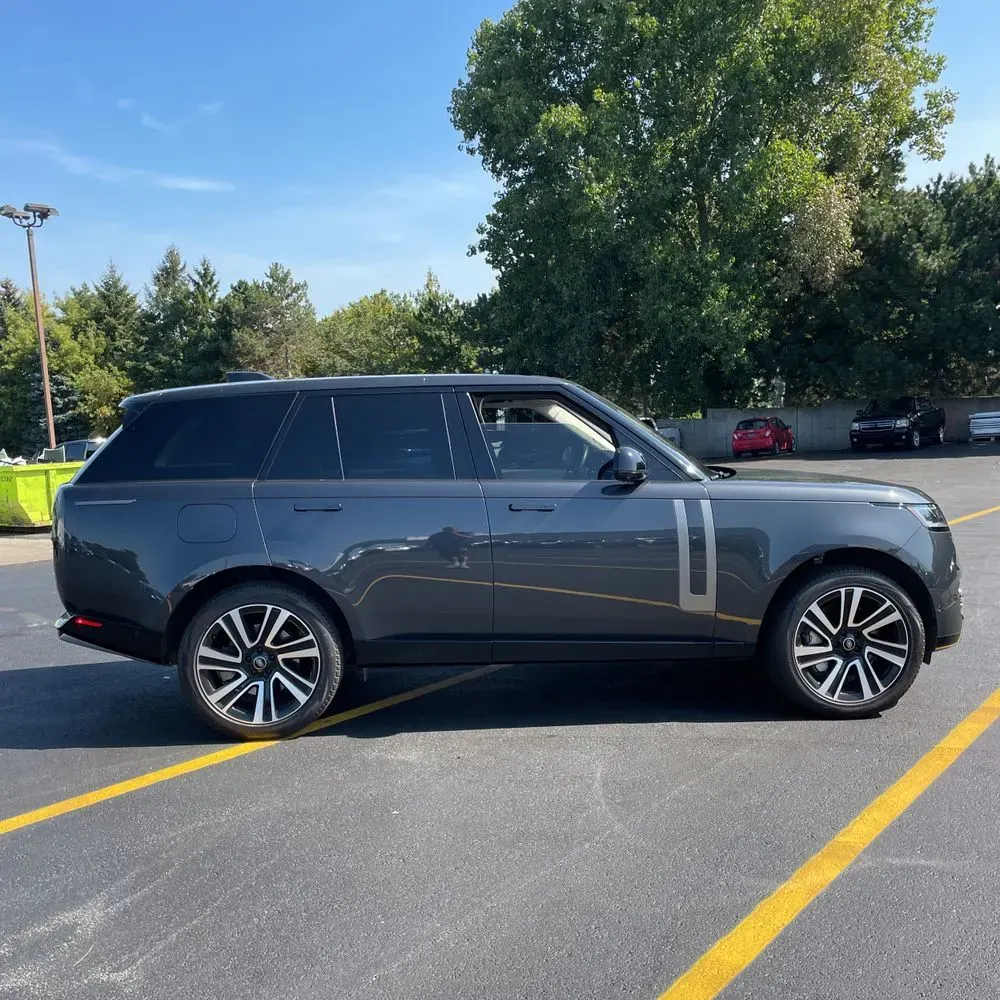 2023 Land Rover Range Rover P530 SE
