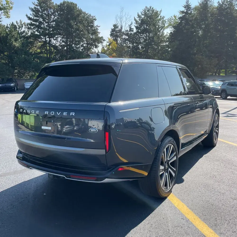 2023 Land Rover Range Rover P530 SE