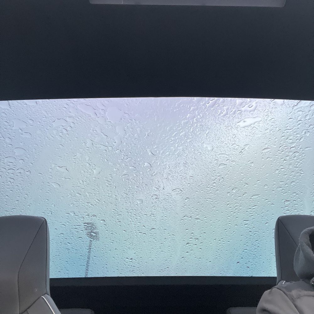 2024 Tesla Cybertruck Base