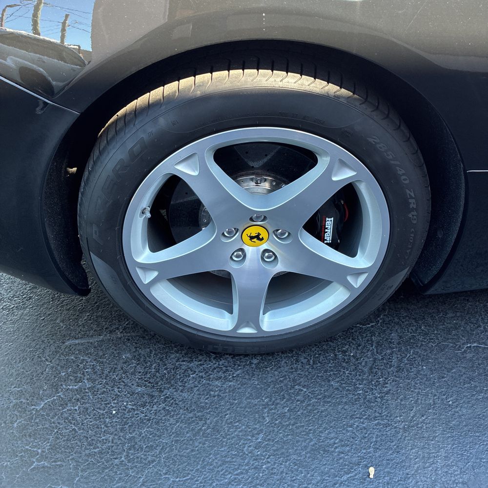 2010 Ferrari California Base