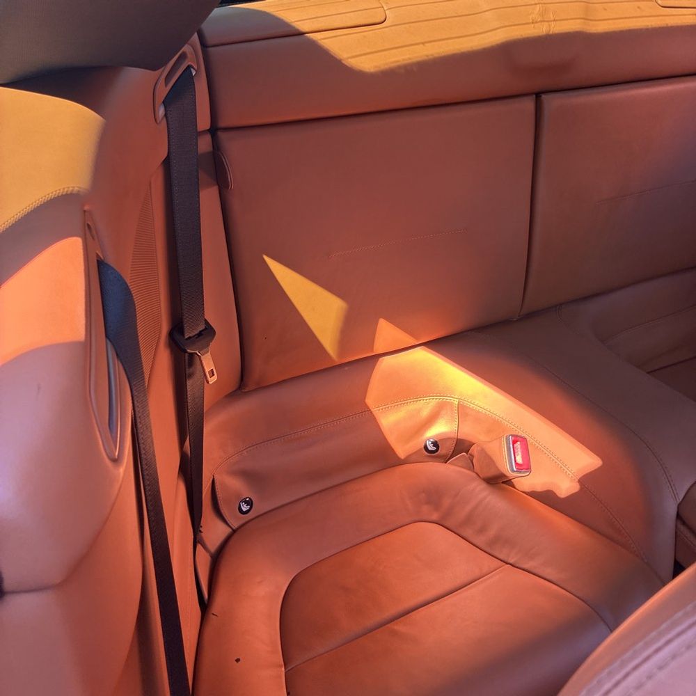 2010 Ferrari California Base