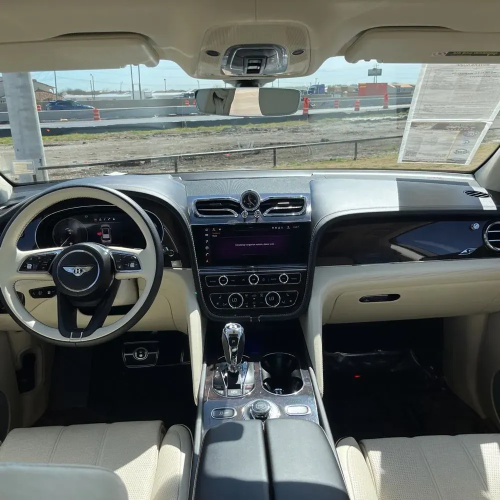 2022 Bentley Bentayga V8