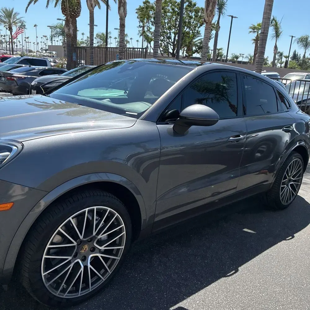 2022 Porsche Cayenne Base