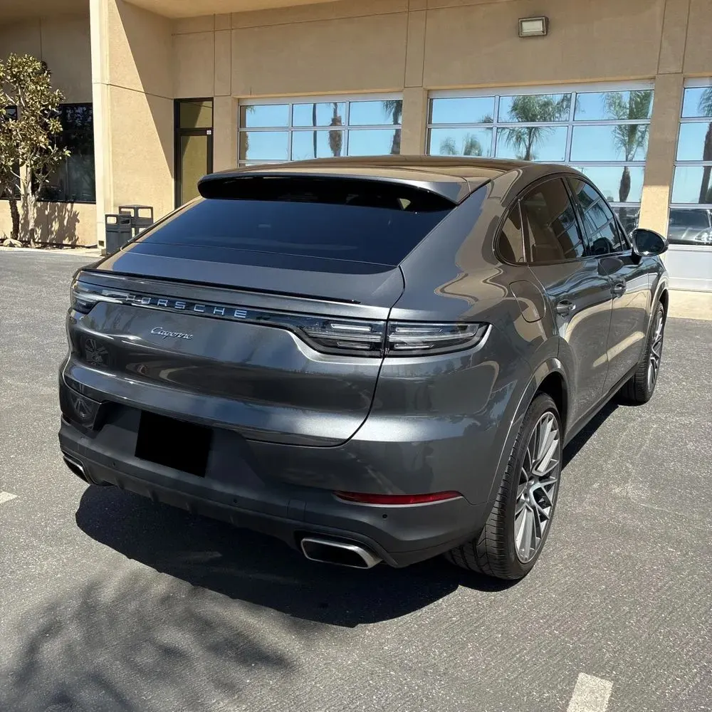 2022 Porsche Cayenne Base
