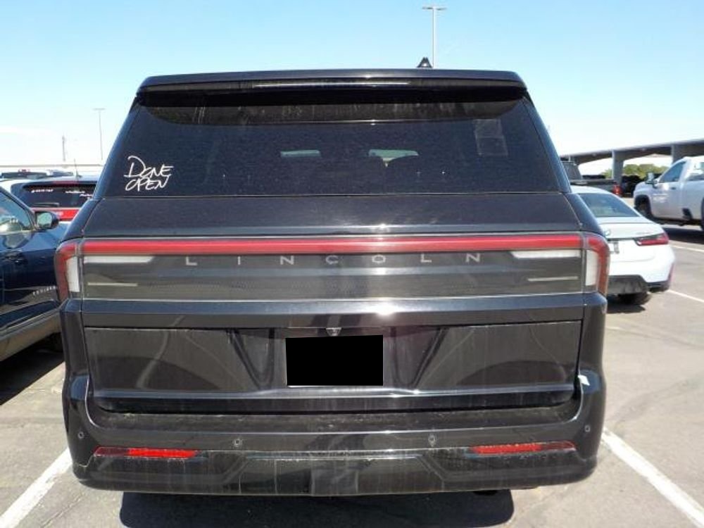 2025 Lincoln Navigator Reserve