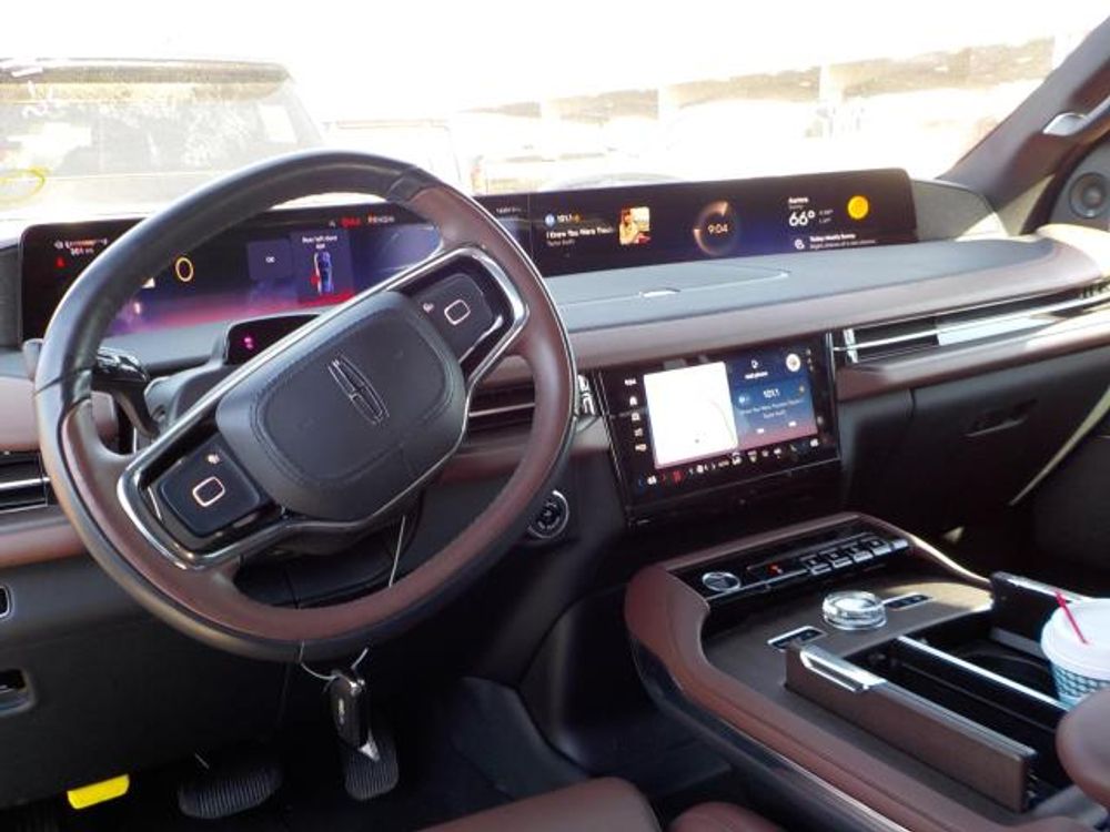 2025 Lincoln Navigator Reserve