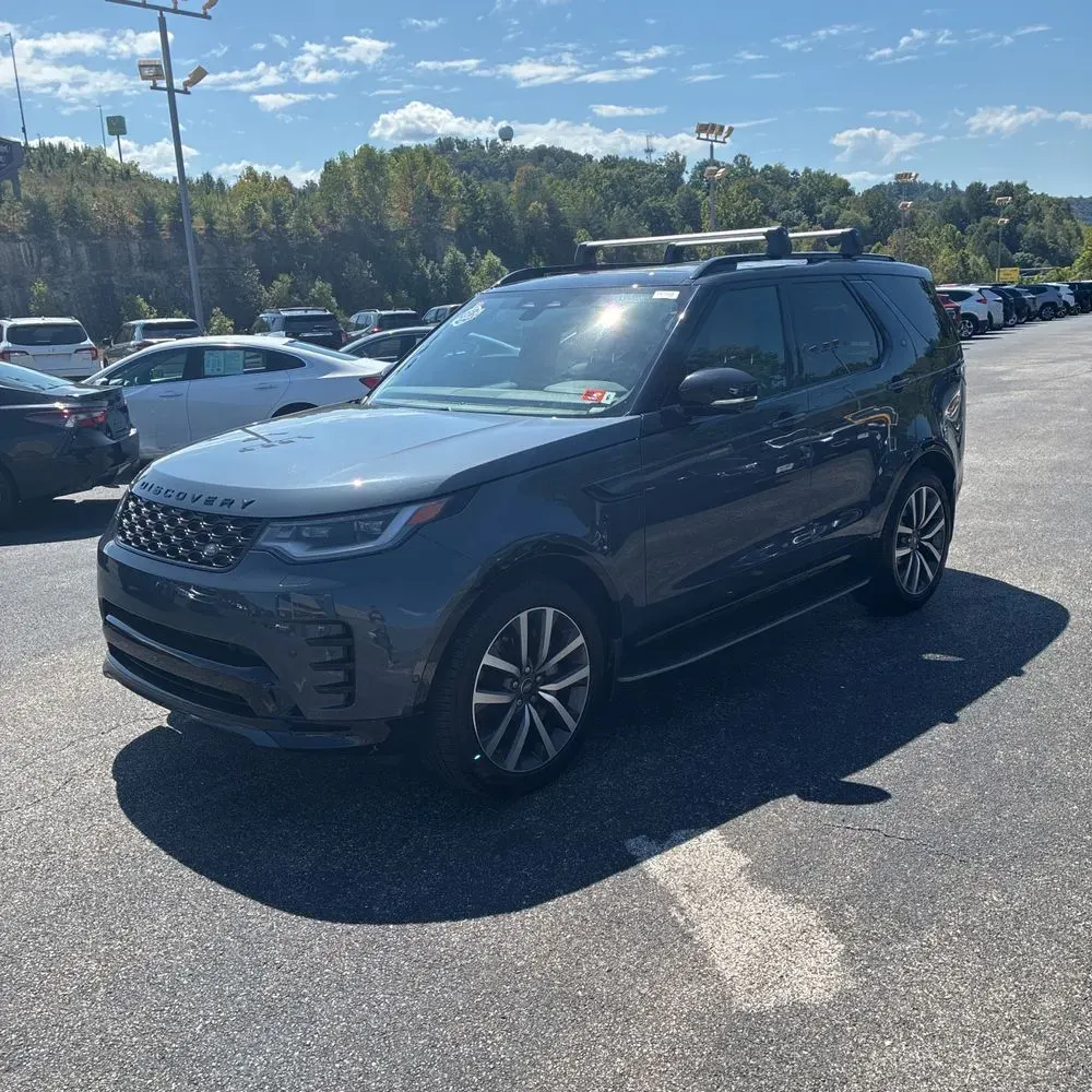 2024 Land Rover Discovery Dynamic SE P300