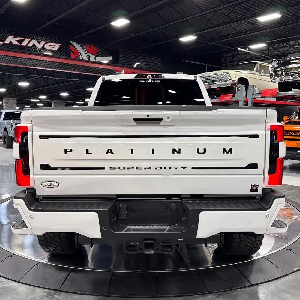 2024 Ford F-250 Super Duty Platinum