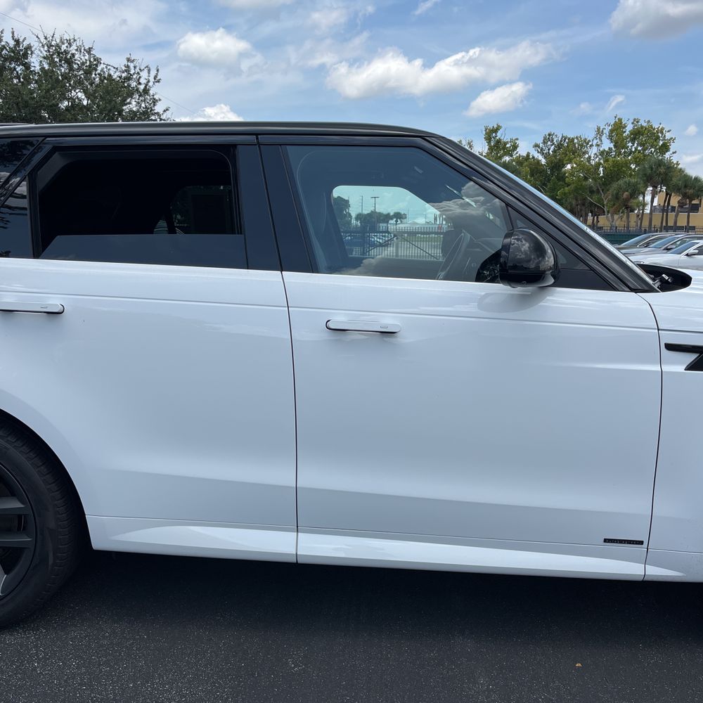 2024 Land Rover Range Rover Sport P550e Autobiography