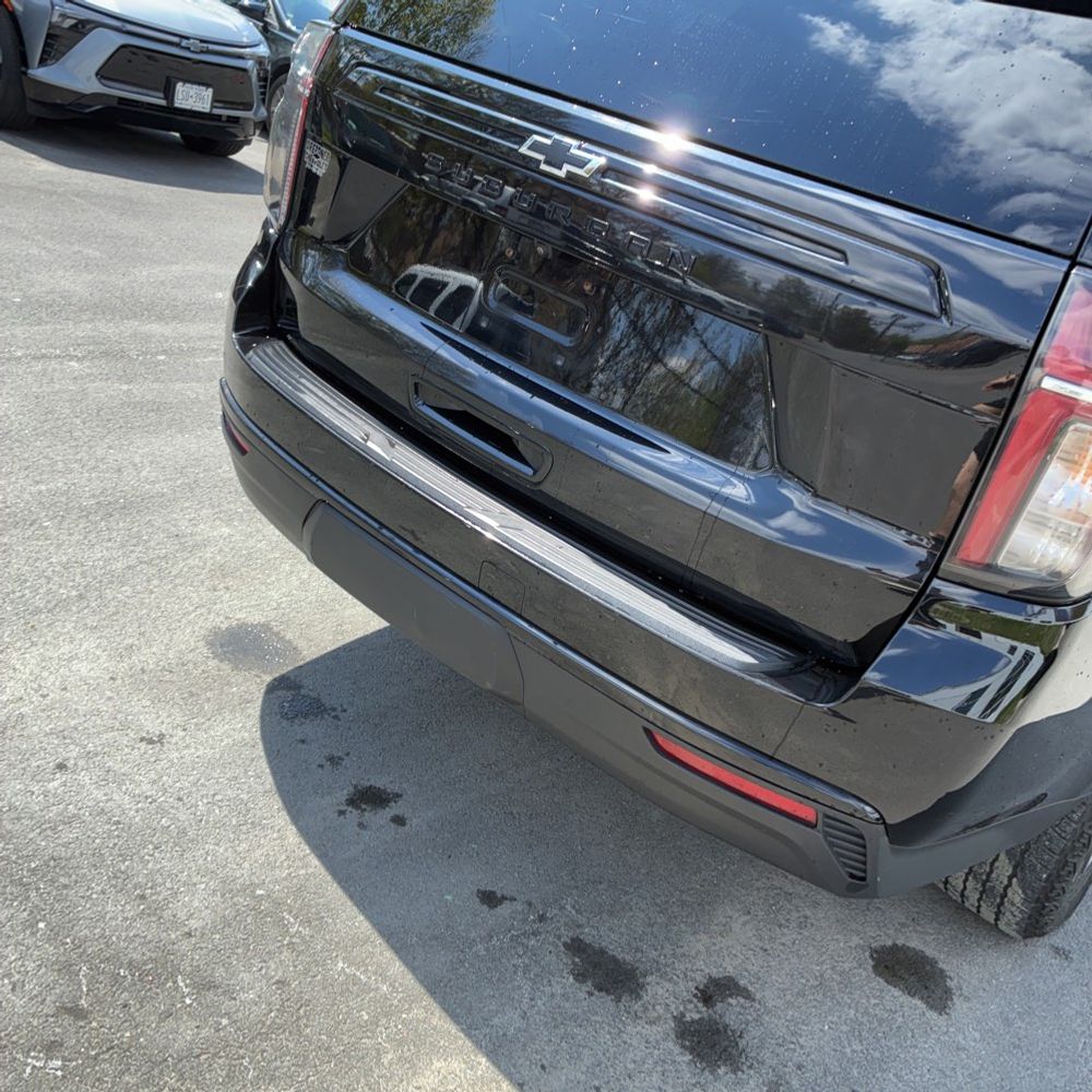 2023 Chevrolet Suburban Z71