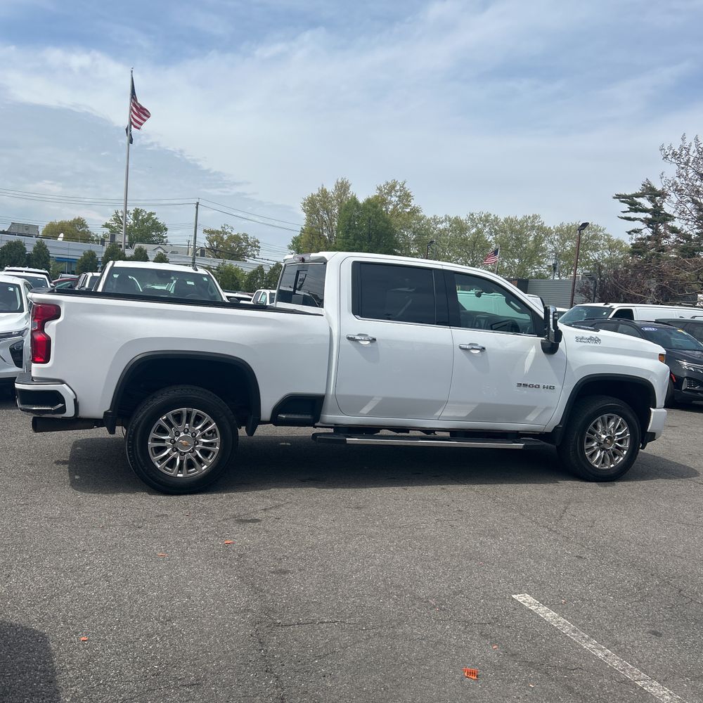 2023 Chevrolet Silverado 3500 High Country