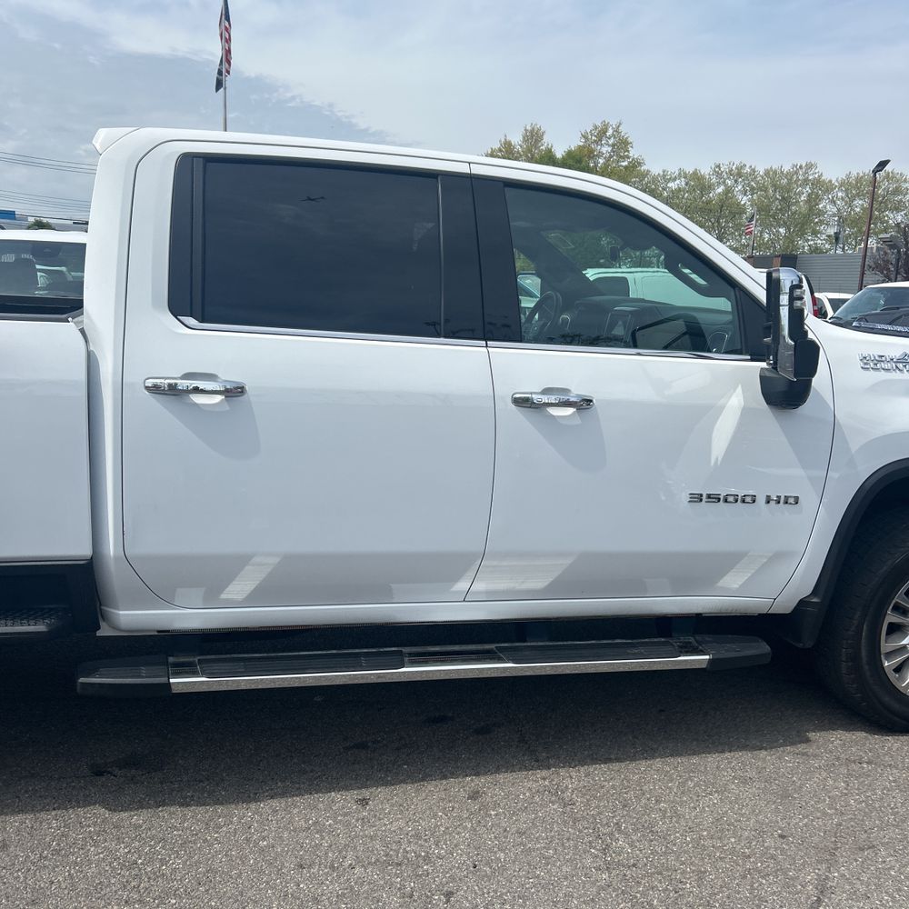 2023 Chevrolet Silverado 3500 High Country