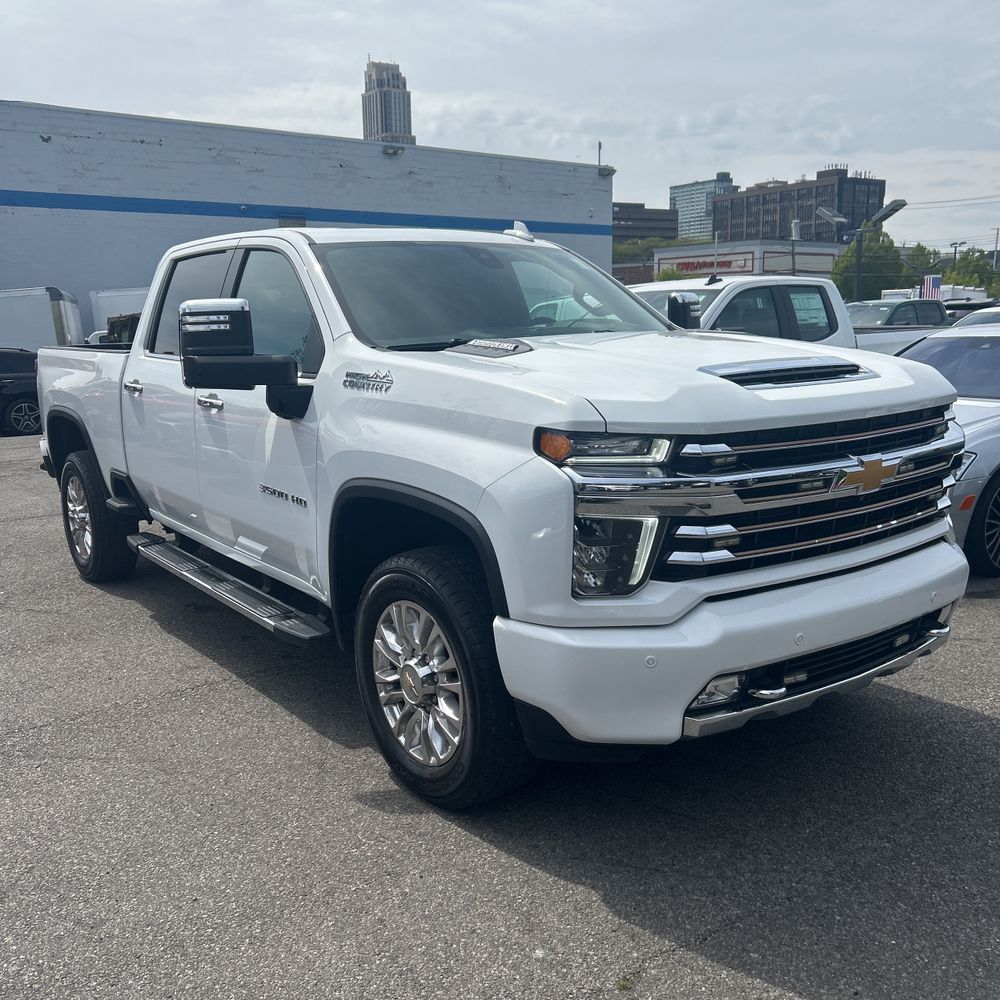 2023 Chevrolet Silverado 3500 High Country
