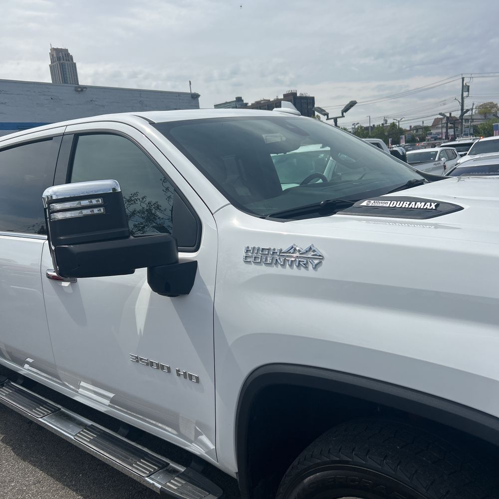 2023 Chevrolet Silverado 3500 High Country