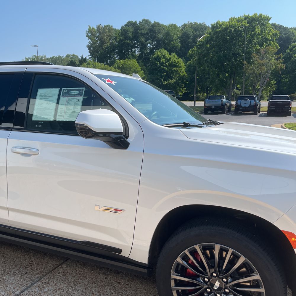 2024 Cadillac Escalade-V Base