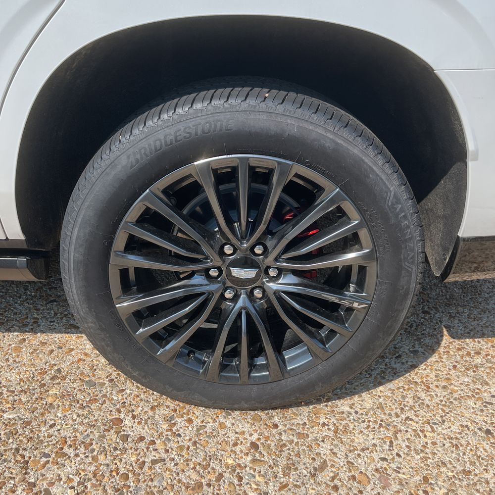 2024 Cadillac Escalade-V Base