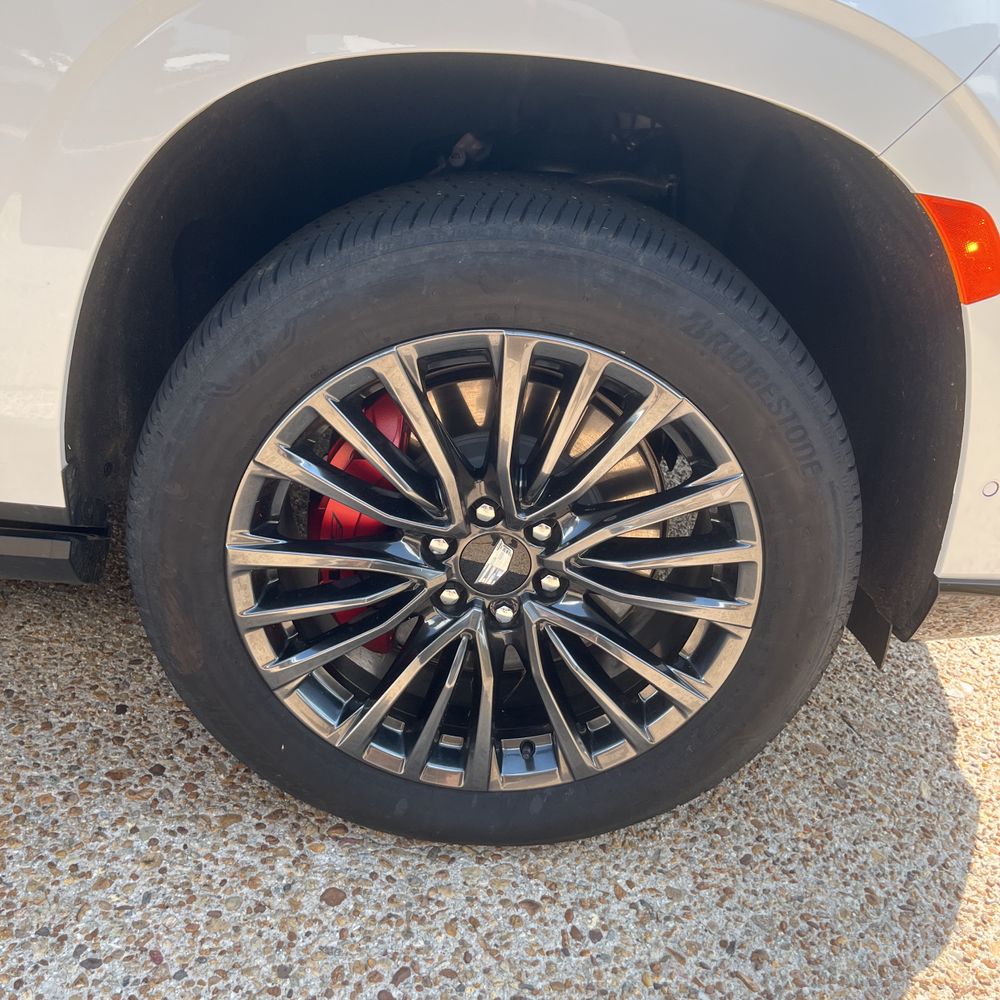 2024 Cadillac Escalade-V Base