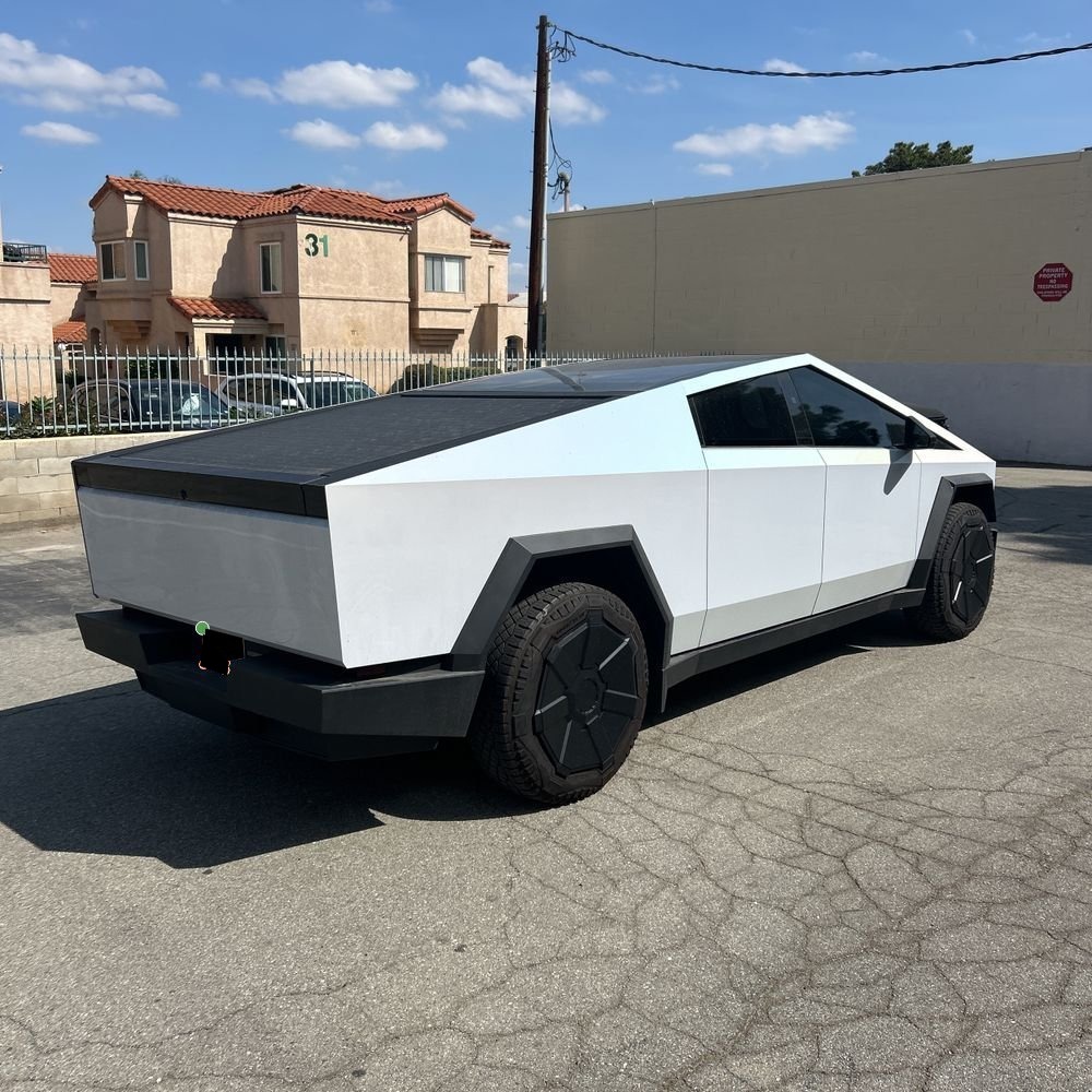 2024 Tesla Cybertruck Base