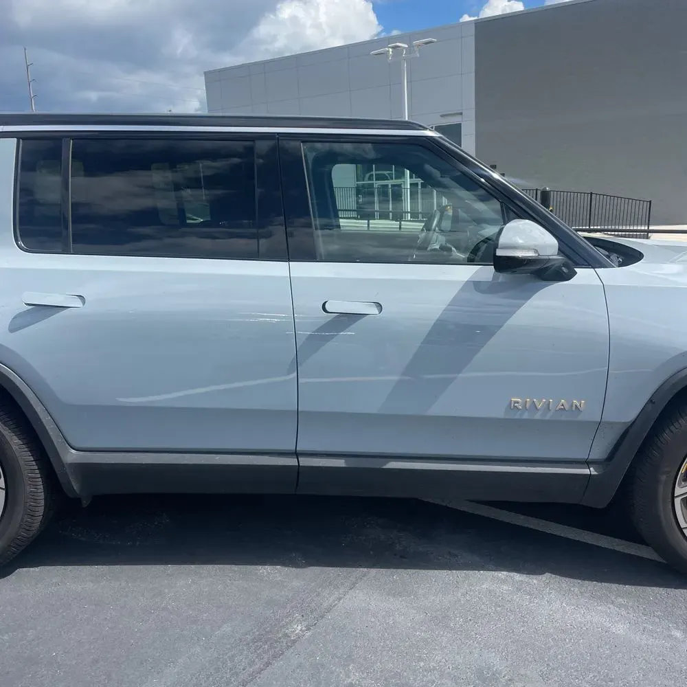 2023 Rivian R1S Launch Ed Quad-Motor
