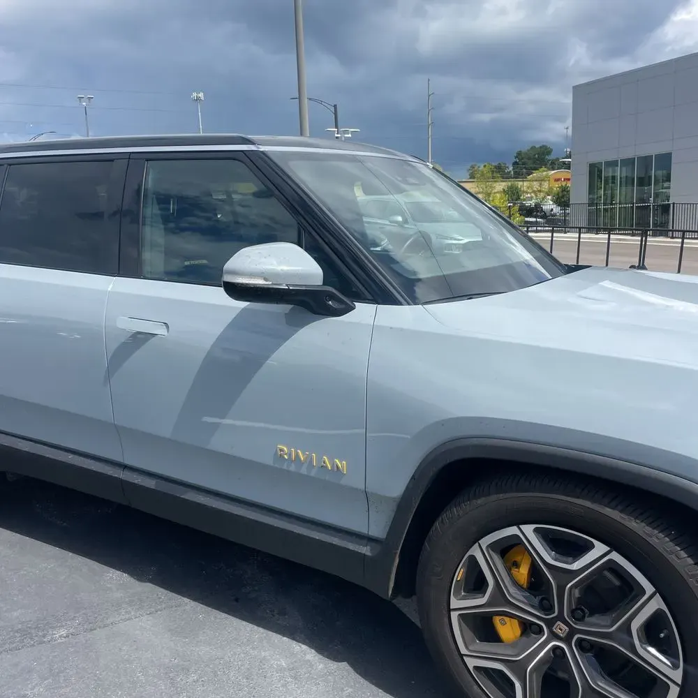 2023 Rivian R1S Launch Ed Quad-Motor