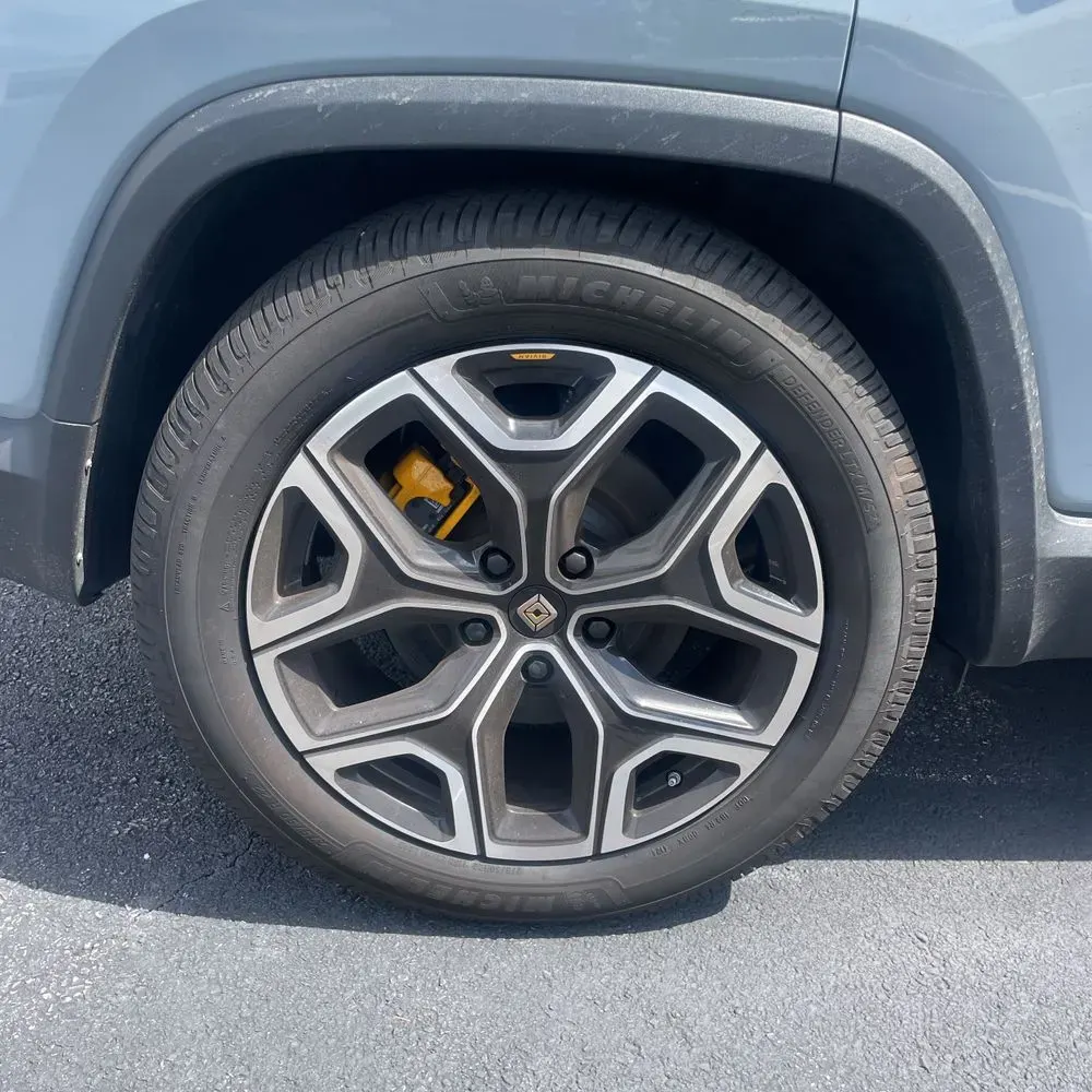 2023 Rivian R1S Launch Ed Quad-Motor