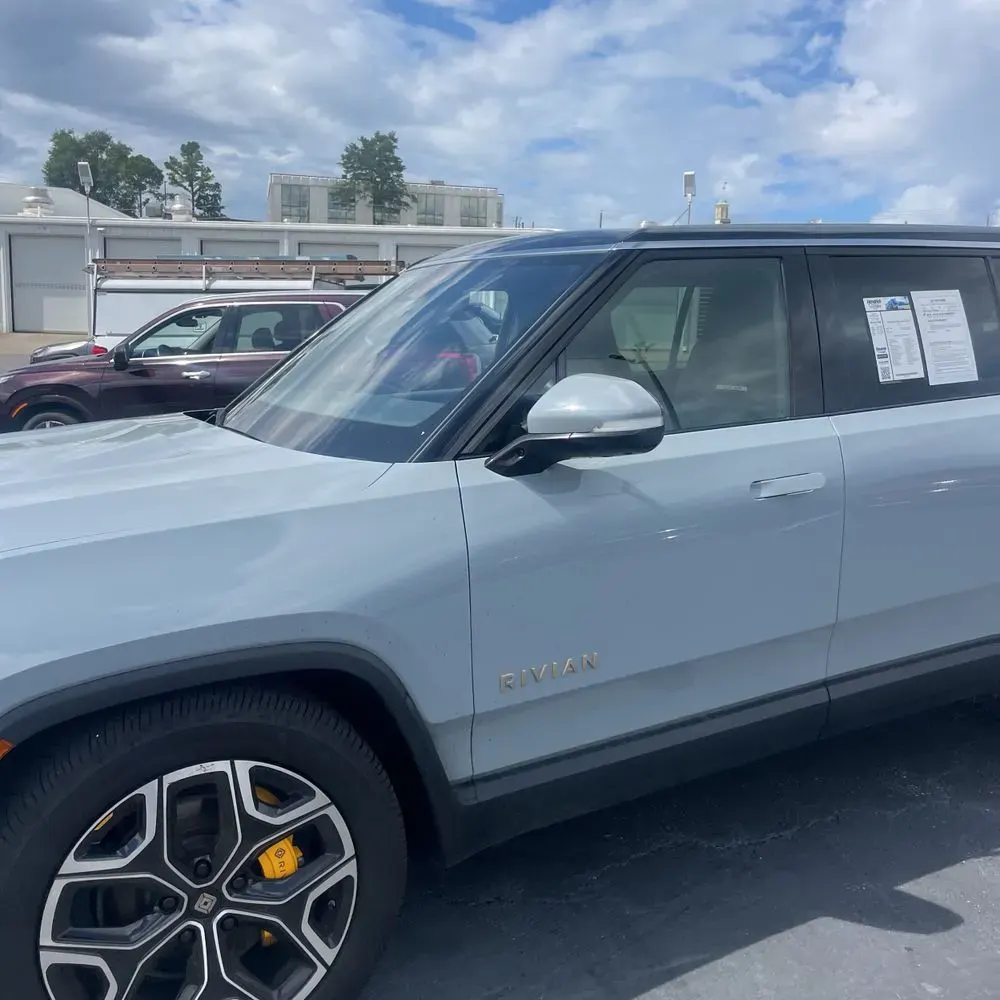 2023 Rivian R1S Launch Ed Quad-Motor