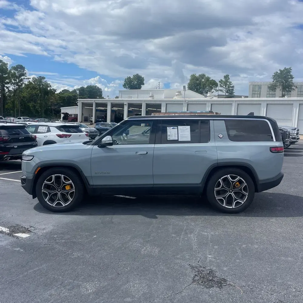 2023 Rivian R1S Launch Ed Quad-Motor