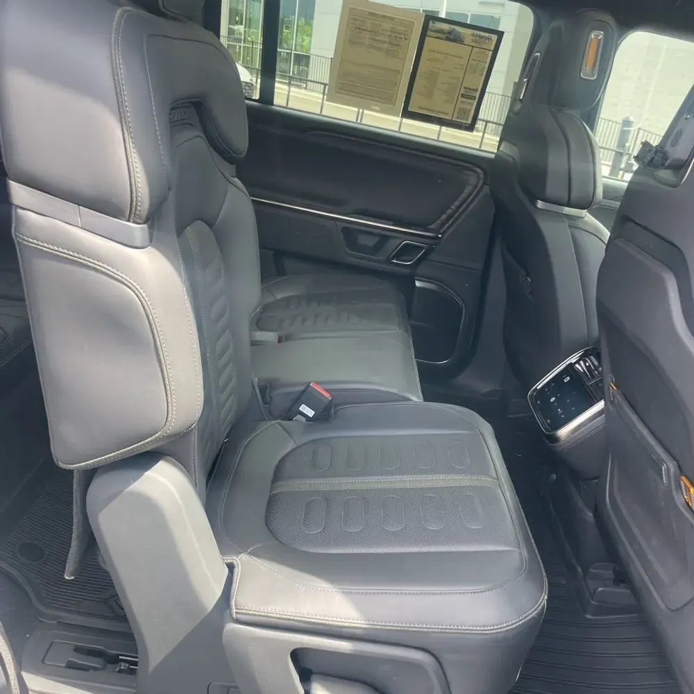 2023 Rivian R1S Launch Ed Quad-Motor