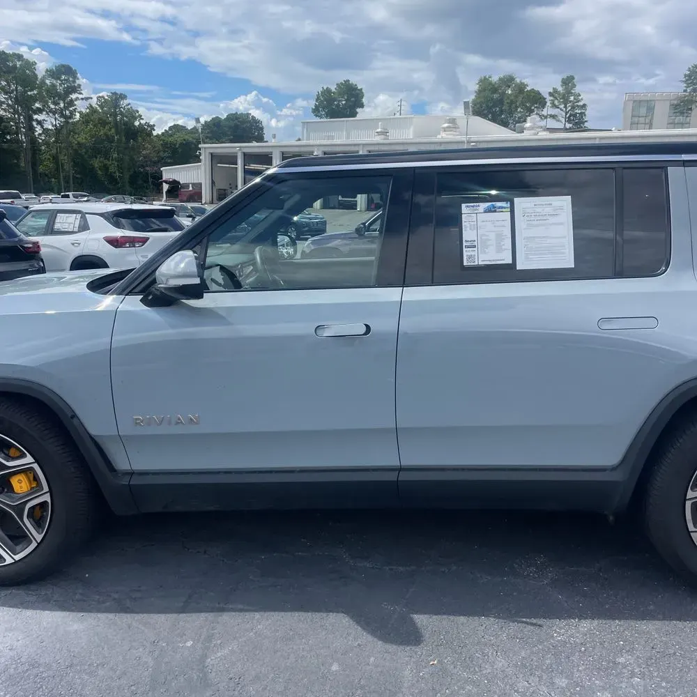 2023 Rivian R1S Launch Ed Quad-Motor