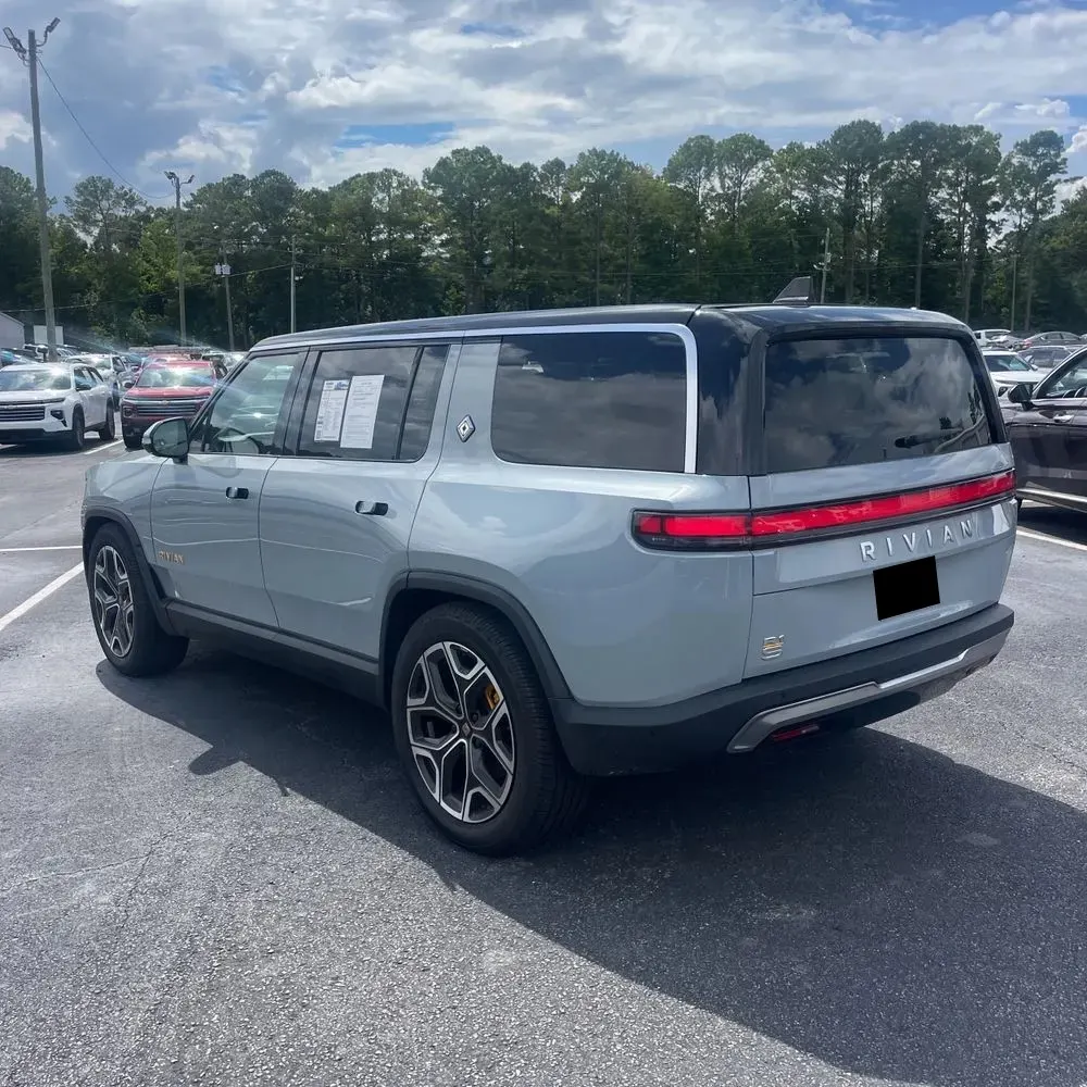 2023 Rivian R1S Launch Ed Quad-Motor