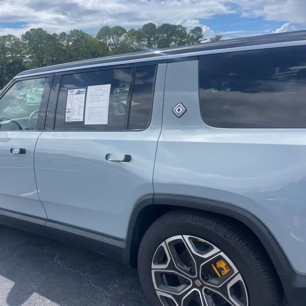 2023 Rivian R1S Launch Ed Quad-Motor