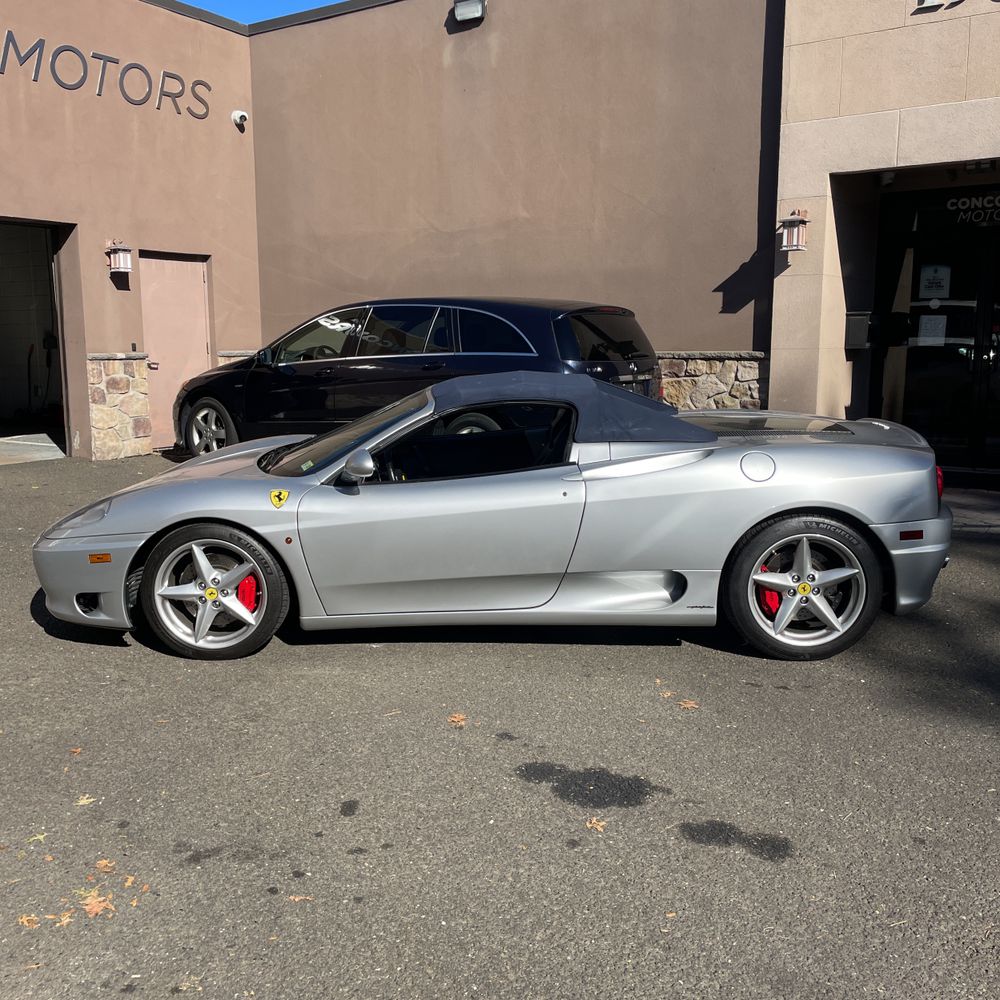 2001 Ferrari 360 Spider Base
