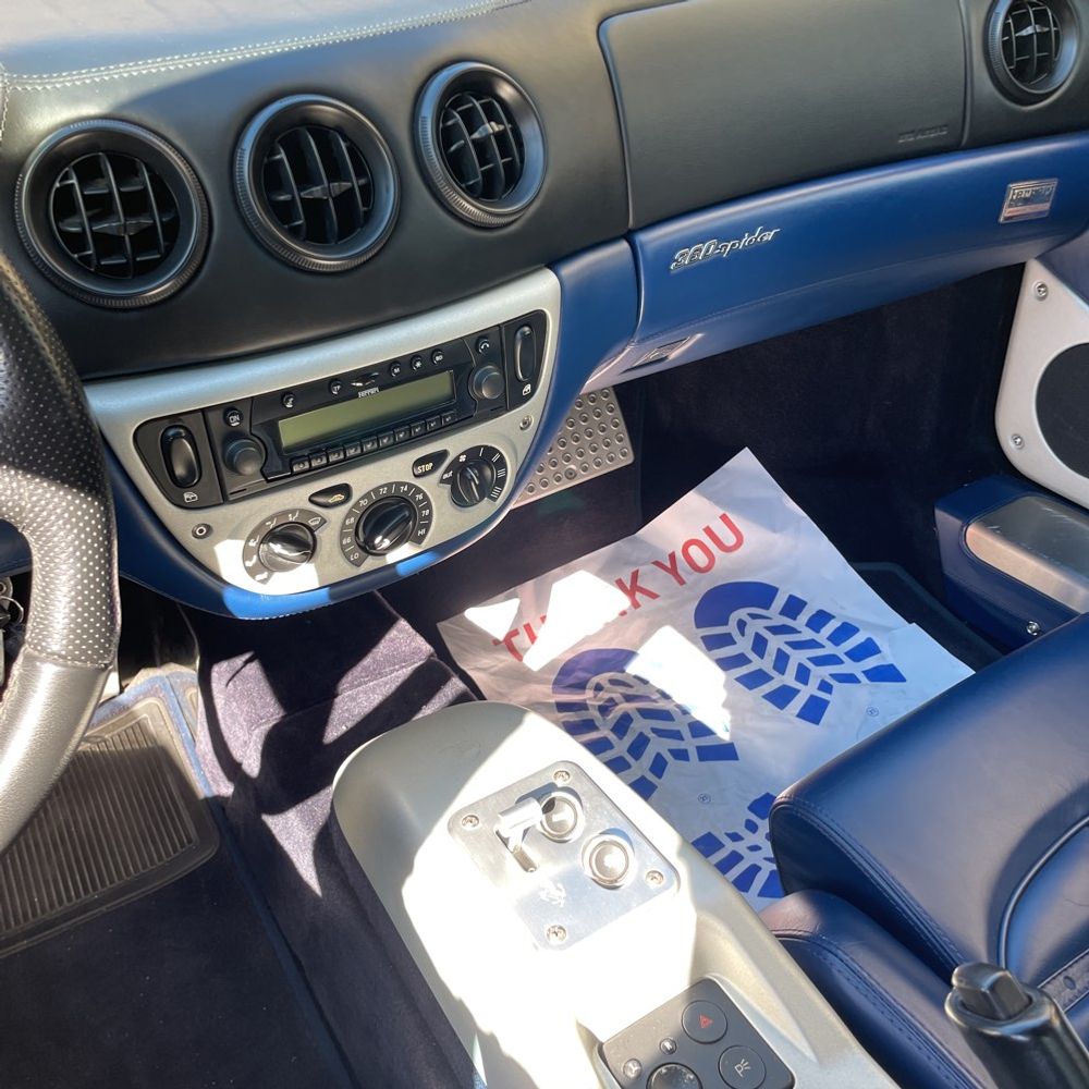 2001 Ferrari 360 Spider Base