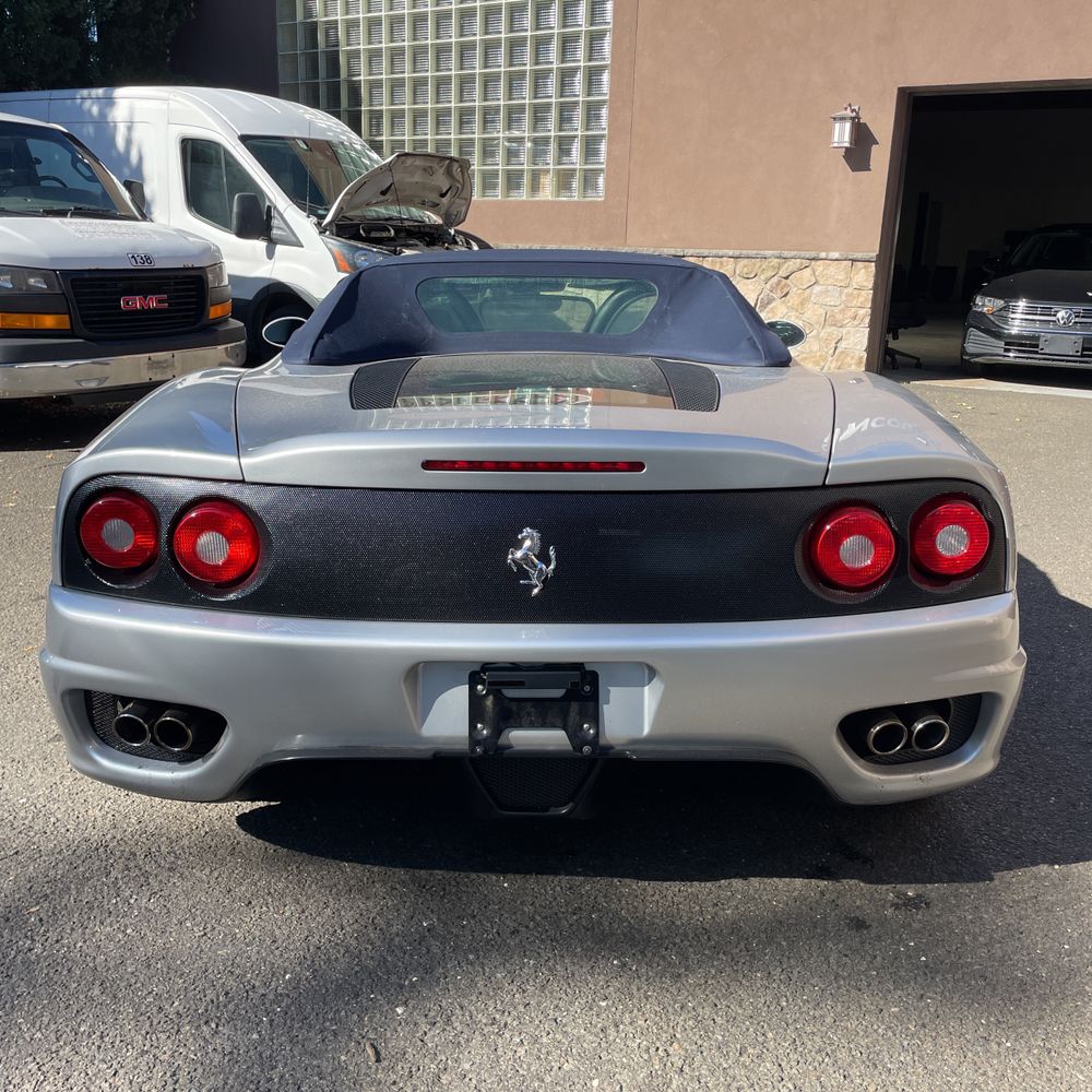 2001 Ferrari 360 Spider Base