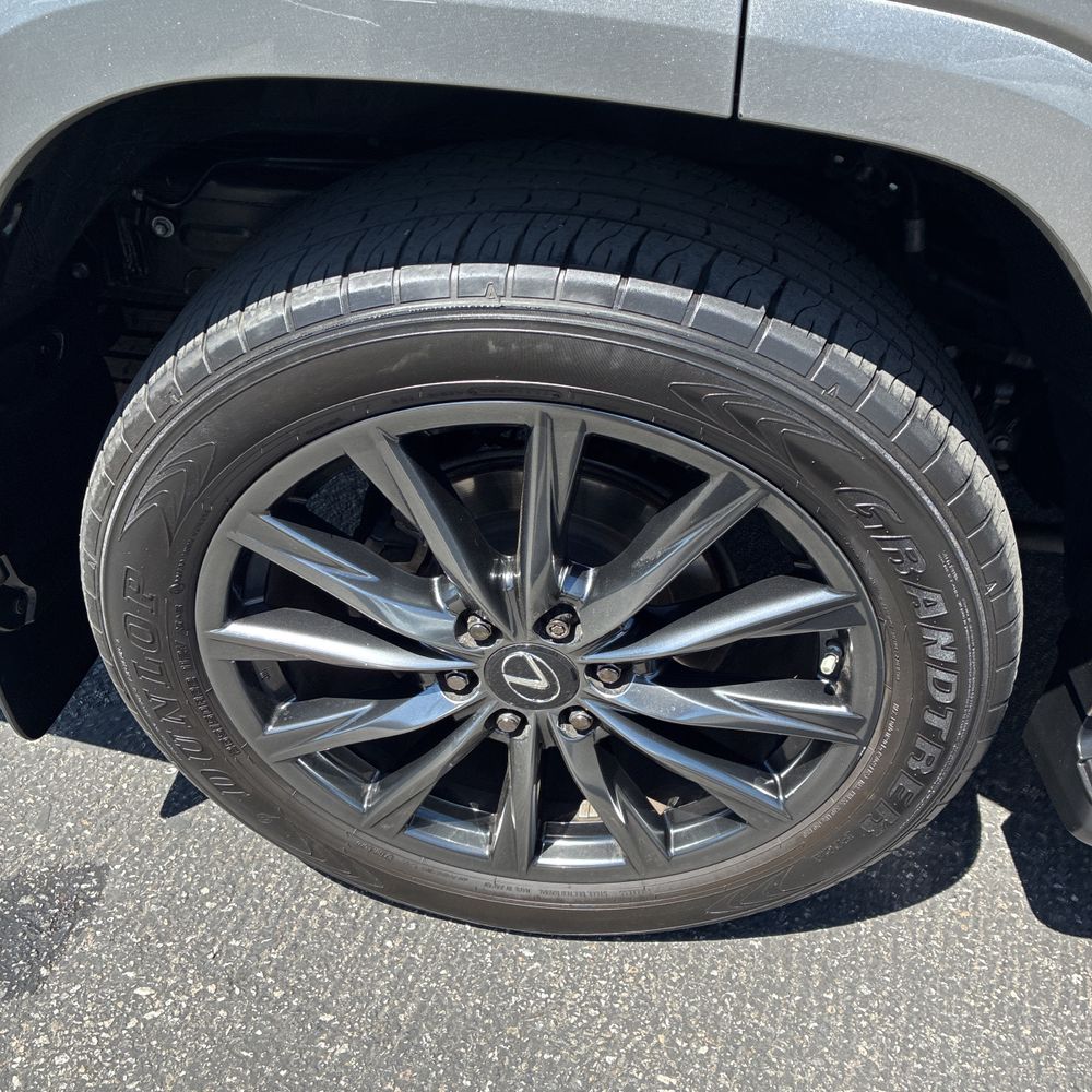 2023 Lexus LX 600 F SPORT Handling