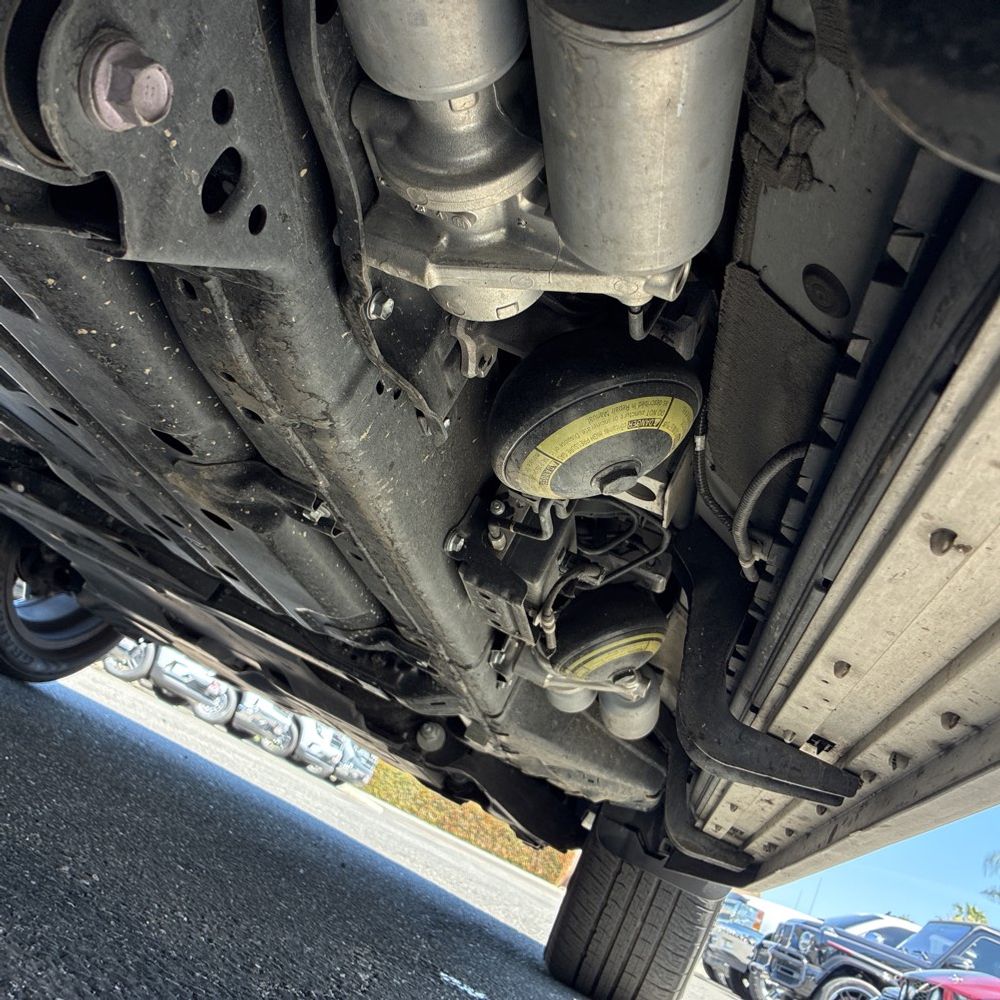 2023 Lexus LX 600 F SPORT Handling