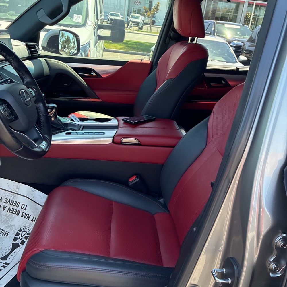 2023 Lexus LX 600 F SPORT Handling