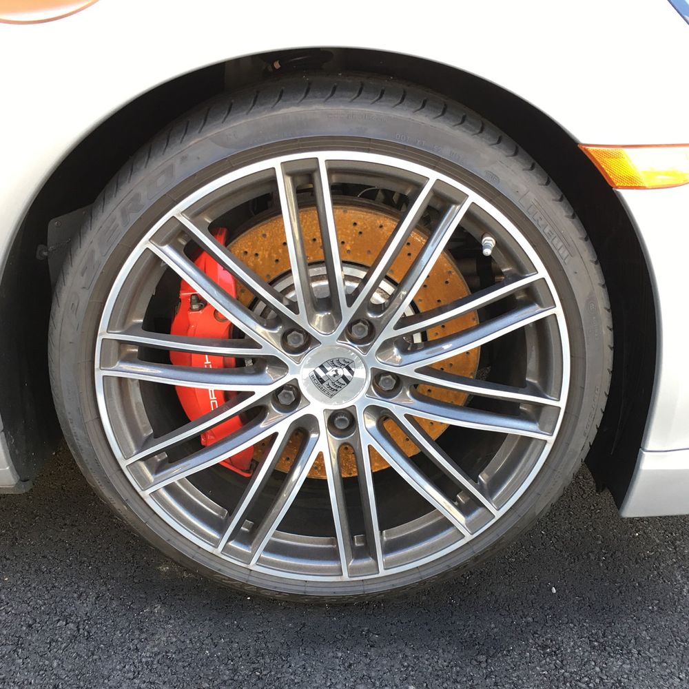 2017 Porsche 911 Carrera 4 Turbo S