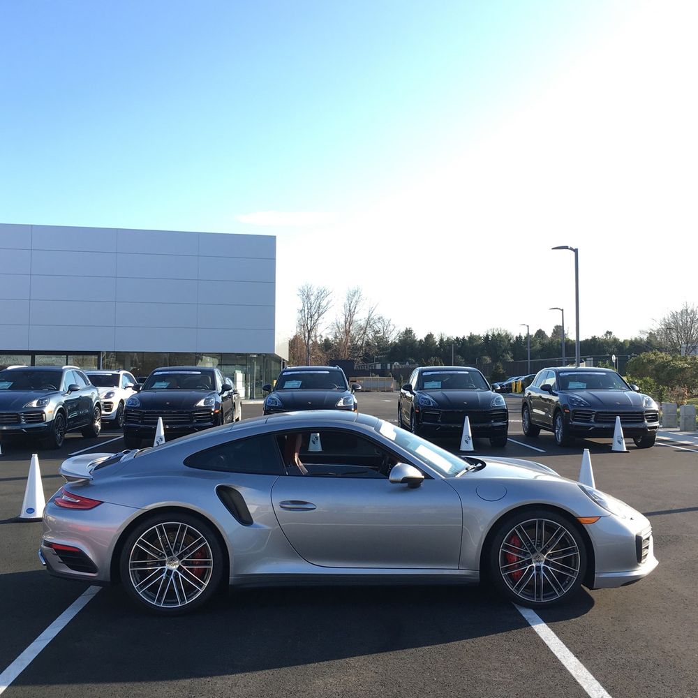 2017 Porsche 911 Carrera 4 Turbo S