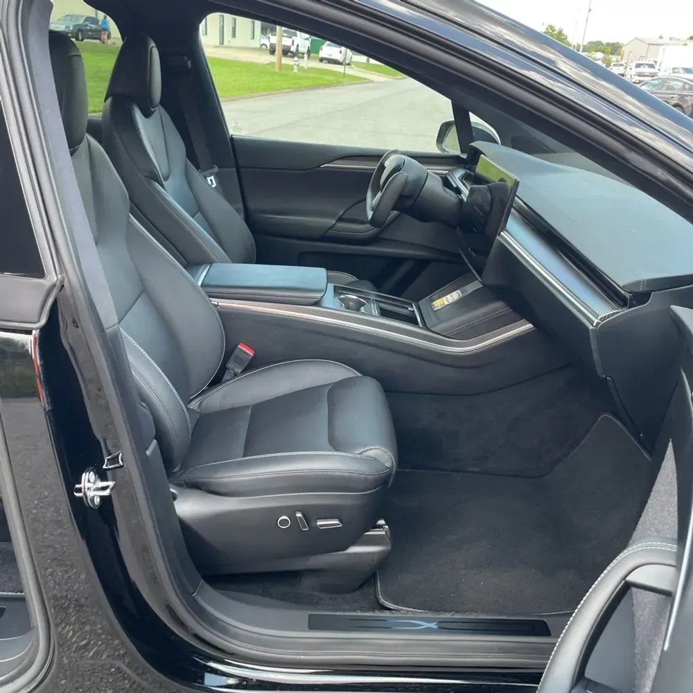 2022 Tesla Model X Plaid