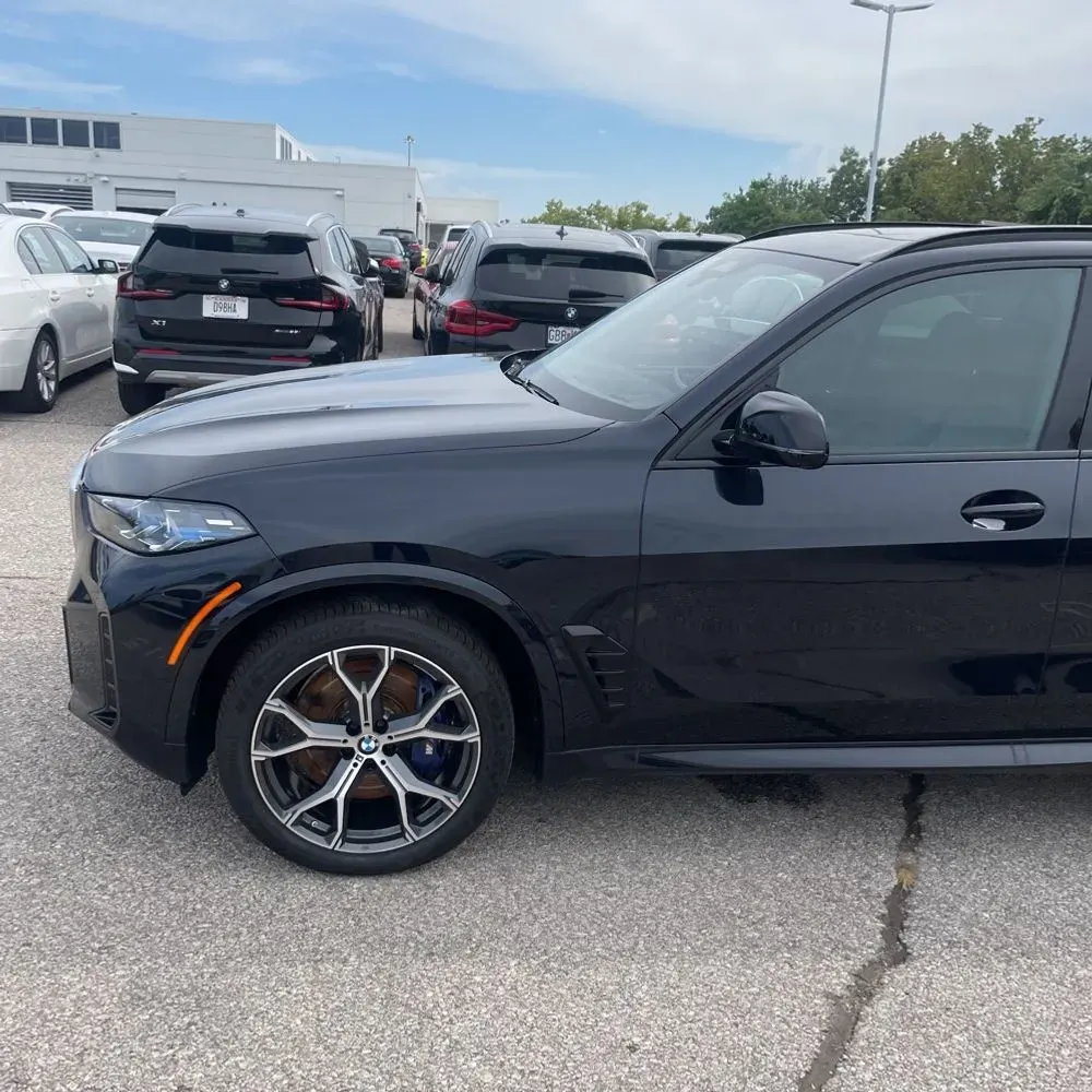 2026 BMW X5 M60i