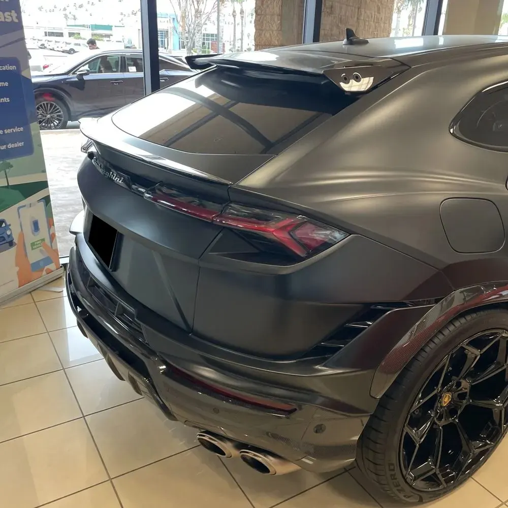 2024 Lamborghini Urus Performante