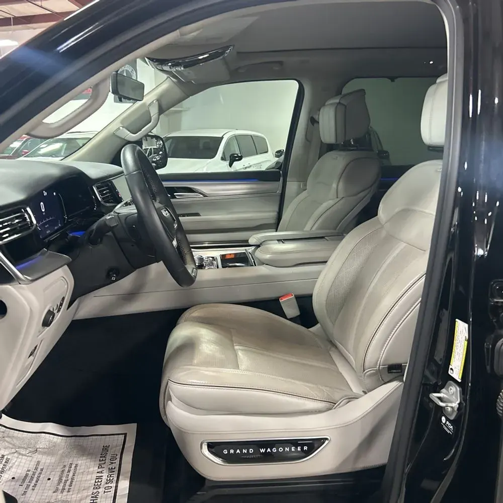 2023 Jeep Grand Wagoneer Series II