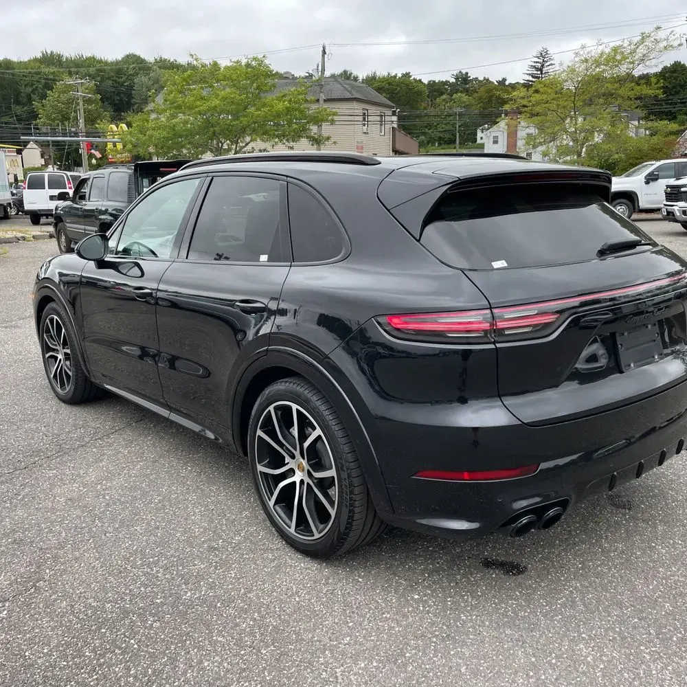 2021 Porsche Cayenne Turbo