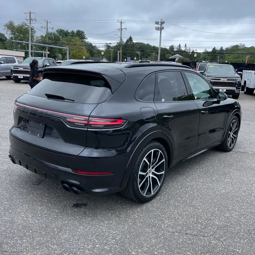 2021 Porsche Cayenne Turbo