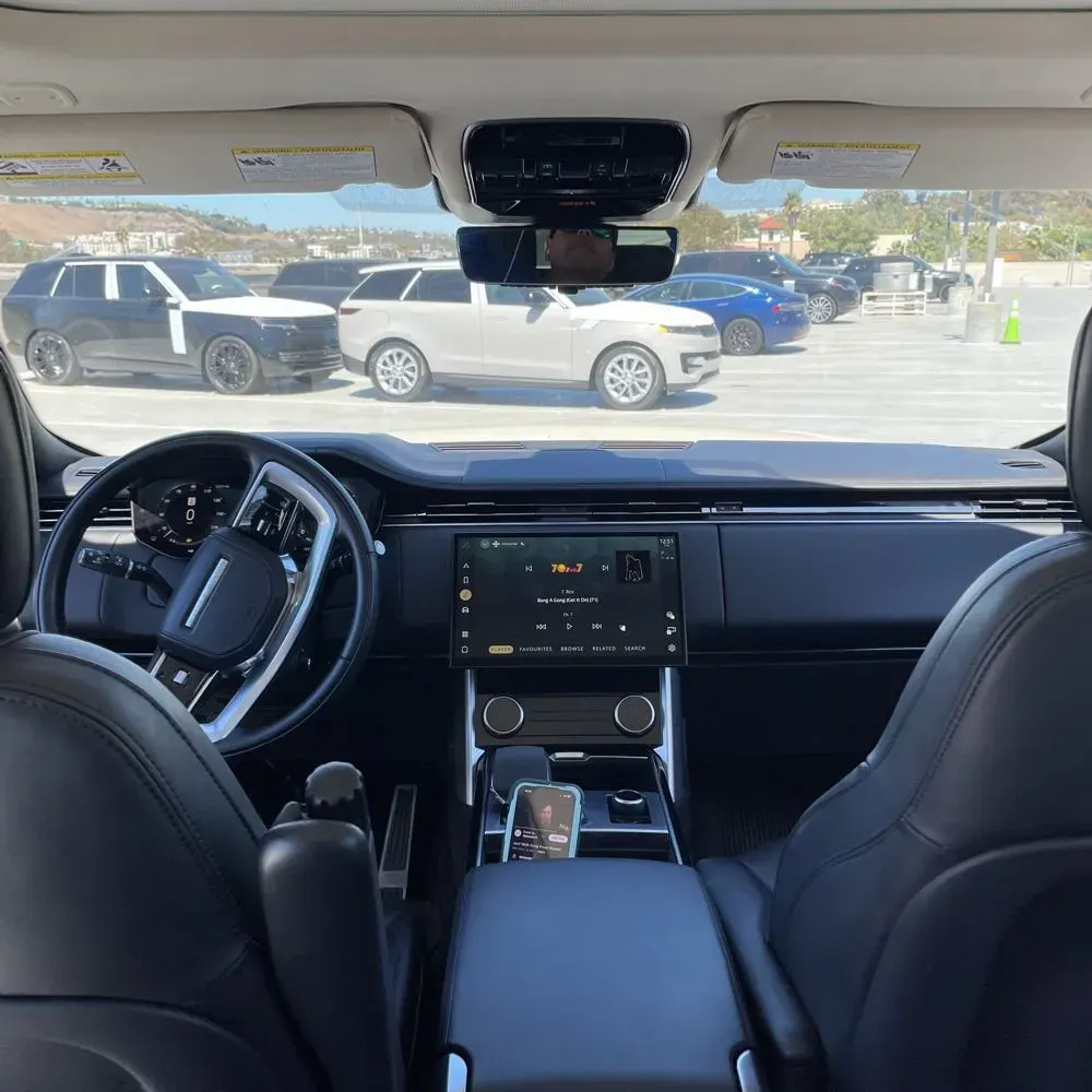2023 Land Rover Range Rover SE