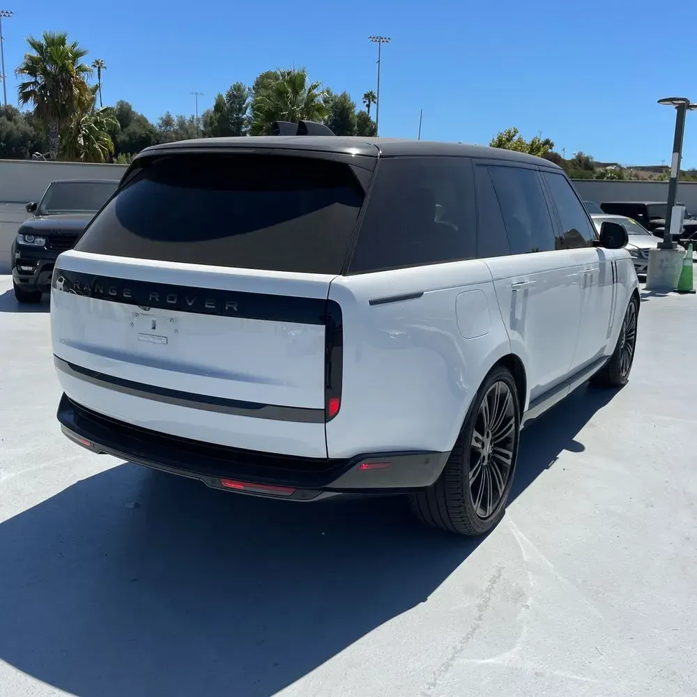 2023 Land Rover Range Rover SE
